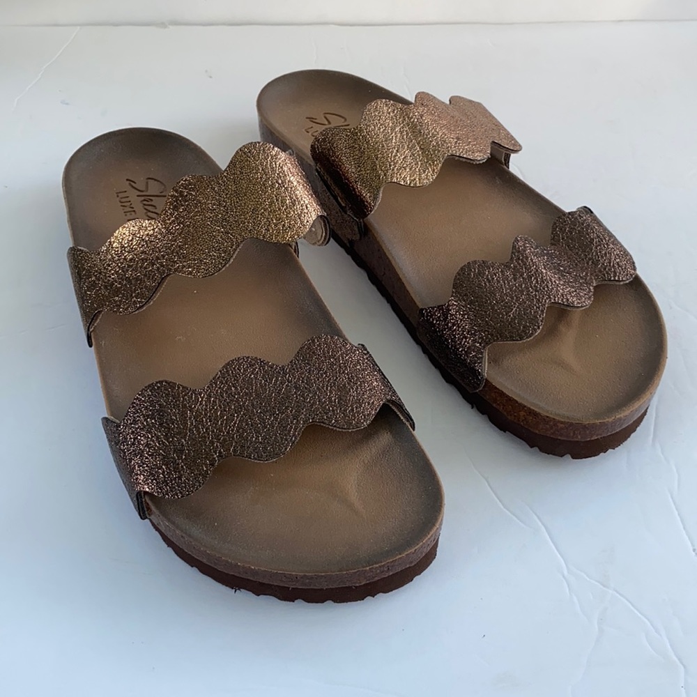 Skechers luxe foam sandals